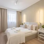 Ambria Platan Complex * سفينويتشي