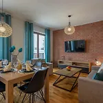 Ambria Platan Complex * سفينويتشي