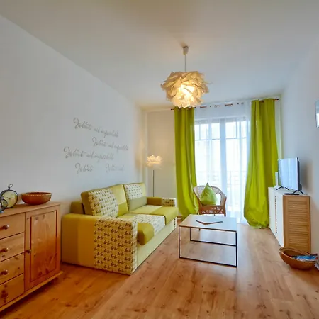 Ambria Platan Complex