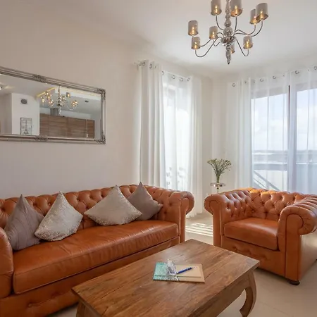 アパート Ambria Platan Complex