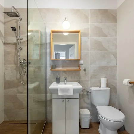 アパート Ambria Platan Complex シフィノウイシチェ