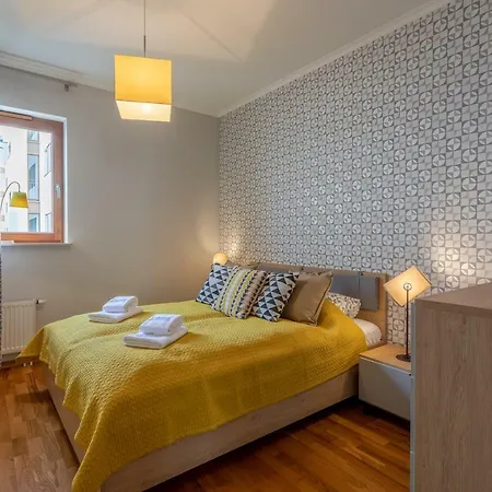 アパート Ambria Platan Complex *