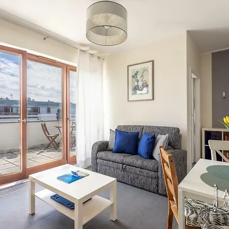 アパート Ambria Platan Complex シフィノウイシチェ