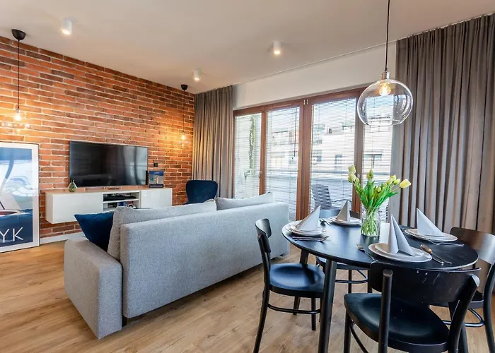 Lägenhet Ambria Platan Complex *