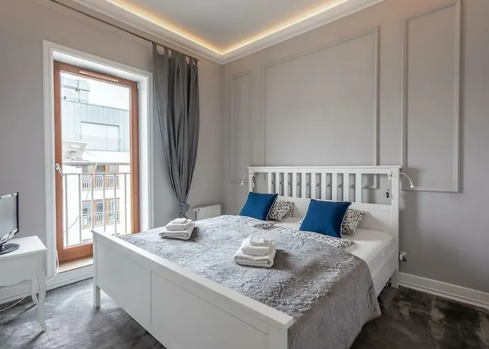 Ambria Platan Complex Lägenhet