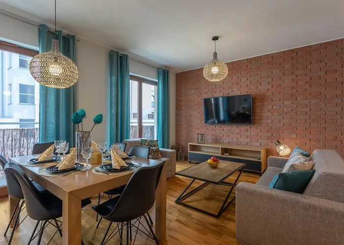 Ambria Platan Complex * シフィノウイシチェ